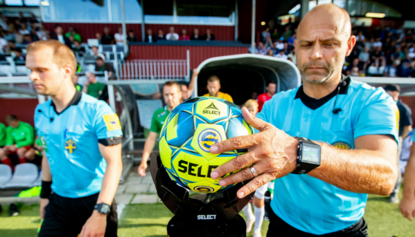 Allsvenskan och Superettan planeras kunna starta 14 juni